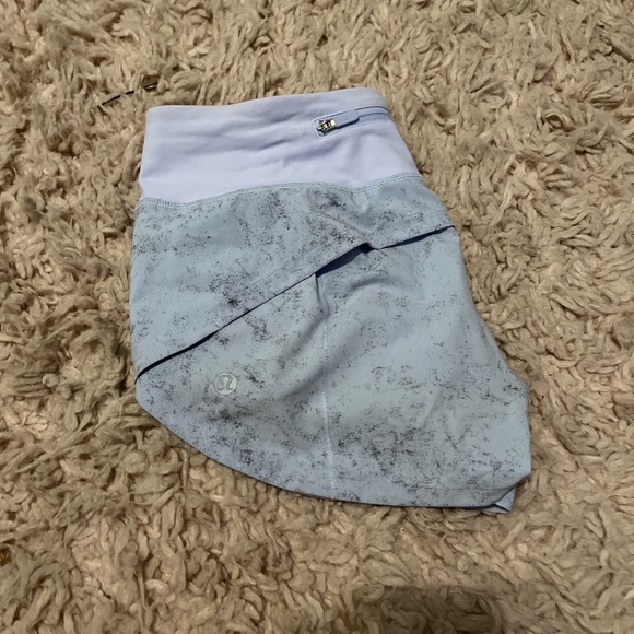 Light Blue Lululemon Speed Up Shorts - Picture 1 of 3